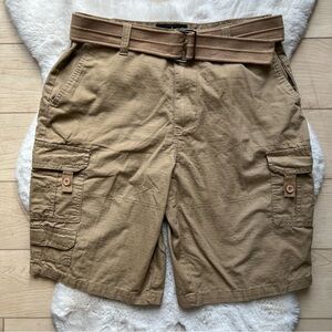 London Fog Tan Men’s 34W Tan Cargo Shorts Utility Design Relaxed Casual Belt